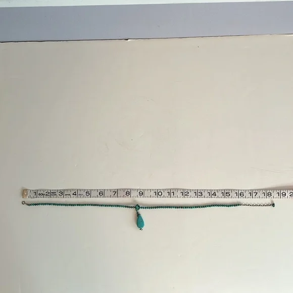 Vintage southwest silver tone and turquoise necklace and hoop earrings set - Picture 7 of 10